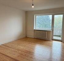 Toller Grundriss..2,5 Zimmerwohnung ab sofort verfügbar - Kiel Neumühlen-Dietrichsdorf