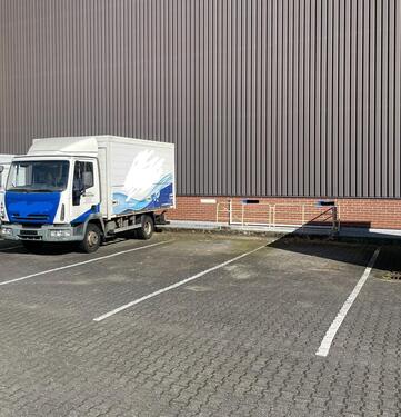 Foto - Stellplatz 10 Meter LKW Caravan Wohnmobil Wohnwagen Anhänger