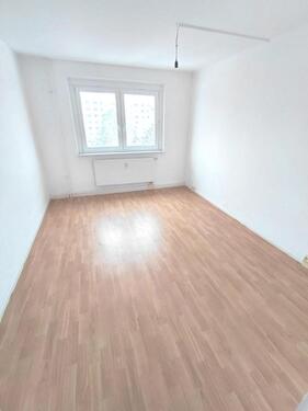 Foto - Helle 3-Zimmer-Wohnung in Borna mit Balkon