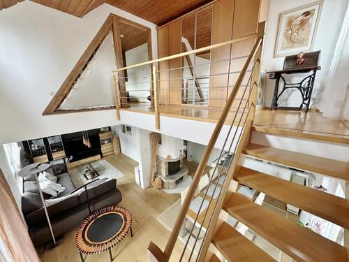 Foto - Großzügige 7-Zimmer-Maisonette mit Balkon, Kamin & EBK in KWH