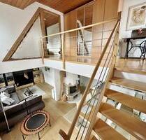 Großzügige 7-Zimmer-Maisonette mit Balkon, Kamin & EBK in KWH - Kornwestheim