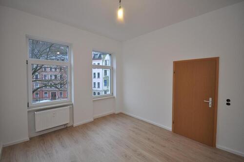Foto - +++Einbauküche+++ Frisch sanierte 3-Raum Wohnung in Zentrumsnaher Lage