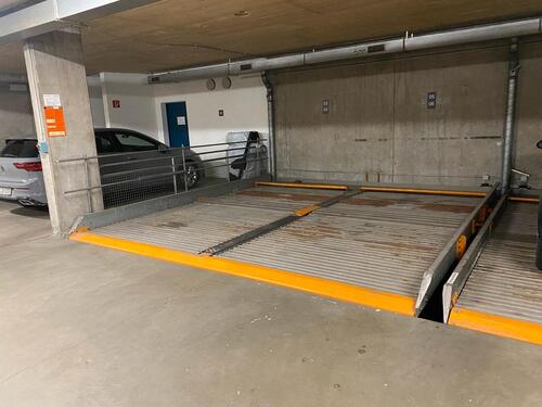 Foto - *** Tiefgaragen Stellplatz GP- Zentrum***