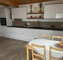 Häuschen zu vermieten - 1.200,00&nbsp;EUR Kaltmiete, ca.&nbsp; 85,00&nbsp;m&sup2; in Blieskastel (PLZ: 66440)