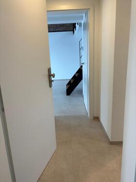 Foto - Moderne 2-Zimmer Maisonette-Wohnung mit Balkon in Niederzier