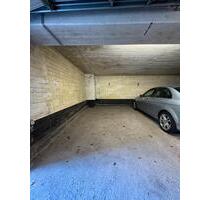 Tiefgaragenstellplatz zu vermieten – Kieler Straße 702 - Hamburg Stellingen