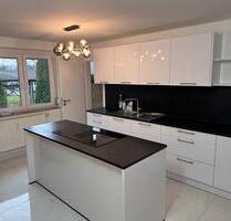 Mietwohnung - 1.780,00&nbsp;EUR Kaltmiete, ca.&nbsp; 124,00&nbsp;m&sup2; in Uhingen (PLZ: 73066)