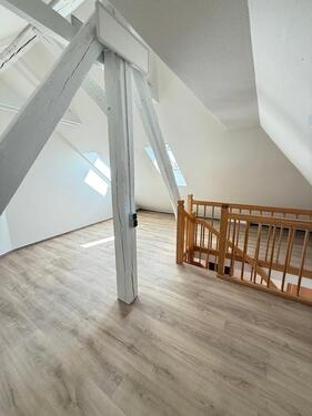Foto - Frisch sanierte Maisonettewohnung (350 M2)