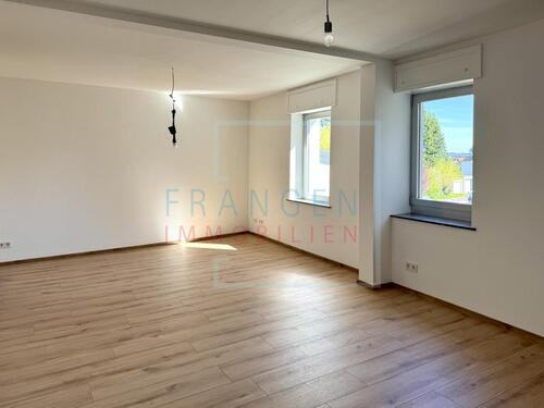 Foto - 4-Zimmer-Wohnung mit Balkon und Gartennutzung