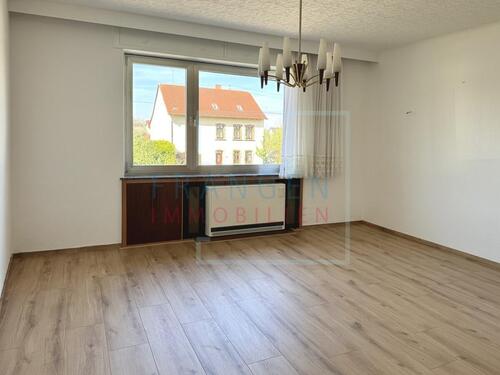 Foto - 4 Zimmer Etagenwohnung in Überherrn