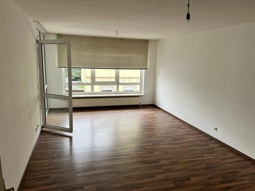 Foto - Wunderschöne 3 Zimmer- Wohnung in zentraler Lage mit Balkon und