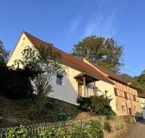 Einfamilienhaus (renoviert) auf ehem. landw. Anwesen - Niederstetten