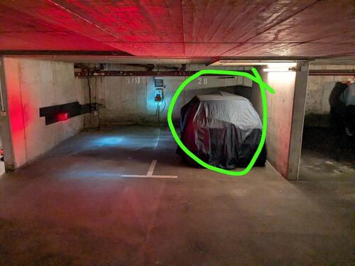 Foto - Tiefgaragenstellplatz mit Wallbox 11kW optional S-Bahn