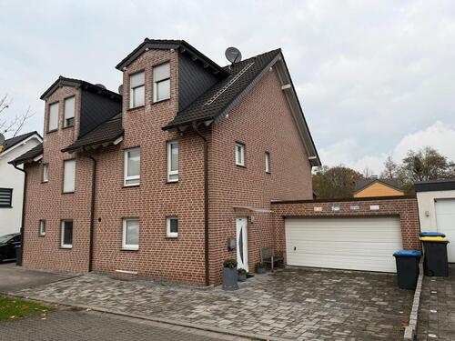 Foto - Hochwertige Doppelhaushälfte direkt am Theater - Provisionsfrei!