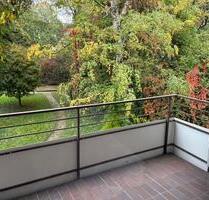 Auf Zeit 3,5 Zimmer mit 2 Balkon 2 Badezimmer Parterre mit Küche - Düsseldorf Heerdt