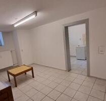 Teilmöbliertes Zimmer für Studenten (NR) in saniertem Altbau - Göttingen Oststadt