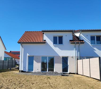 Foto - Neubau DHH mit Küche! PROV-FREI! Modernes Wohnen in Bad Nenndorf