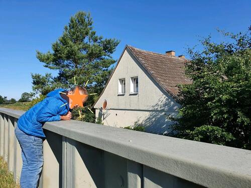 Foto - Einfamilienhaus in ländlicher Gegend mit Scheune Garage Garten