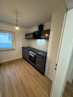 Foto - Frauen-WG Neugründung in moderner 4-Zimmer Wohnung mit Balkon