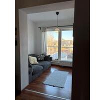 Helle, gemütliche Wohnung zu vermieten - Zwickau