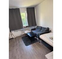 1 kleine zimmer wohnung - 890,00&nbsp;EUR Kaltmiete, ca.&nbsp; 20,00&nbsp;m&sup2; in München (PLZ: 80809) Am Riesenfeld