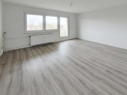 Foto - Wir renovieren eure Familienwohnung - über den Dächern der Stadt