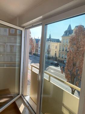 Foto - 3 Raum-Wohnung mit Küche + Balkon in direkter Innenstadtlage!