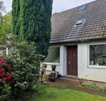 Großzügige Doppelhaushälfte im Grünen - Hoisdorf