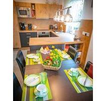 Ferienwohnung 86 qm ♦️ Erdgeschoss für bis zu 6 Personen buchbar - Burtenbach