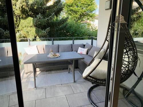 Foto - Stylische Wohnung mit Sonnenterrasse und bodentiefen Panoramafenstern