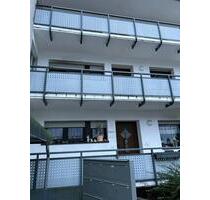 Helle 2-Zimmer-Wohnung mit EBK und Balkon in ruhiger Lage in Idar - Idar-Oberstein