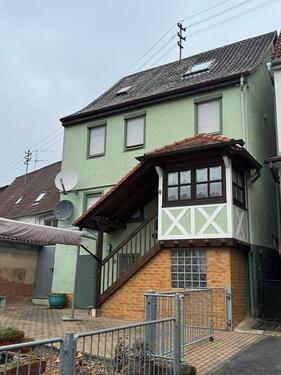 Foto - Freistehendes Einfamilienhaus im Ortskern Elztal-Dallau