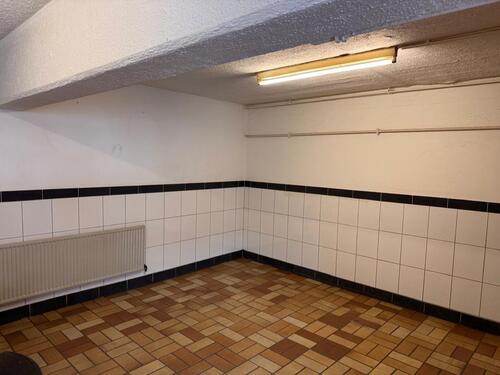 Foto - Verschiedene Lagerräume 7-100qm Lagerabteil Abstellraum Miete