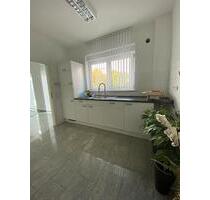 3 Zimmer Wohnung in Zuffenhausen - Stuttgart Mühlhausen