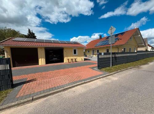 Foto - Einfamilienhaus Doppelgarage Grundstück modernste Ausstattung