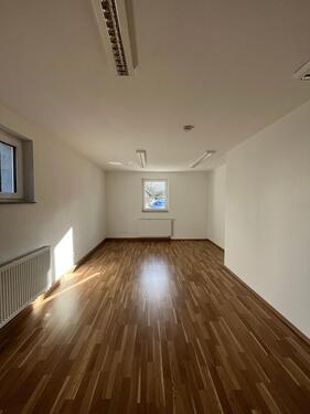 Foto - Großzügige 1-Zimmer-Wohnung in Plüderhausen