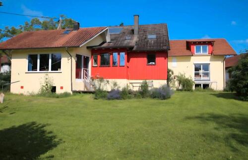 Foto - 8 Zimmer Mehrfamilienhaus, Wohnhaus zum Kaufen in Herdwangen-Schönach
