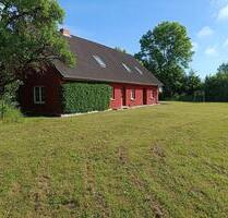 Ferienhaus in exklusiver Lage - 214.000,00&nbsp;EUR Kaufpreis, ca.&nbsp; 140,00&nbsp;m&sup2; in Grabow (PLZ: 19300)