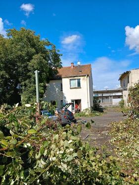 Foto - 2 Familienhaus mit Nebengebäude in Wurzen, stark renovierun