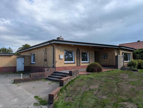 Foto - Großzügiger Bungalow mit großem Grundstück in ruhiger Lage