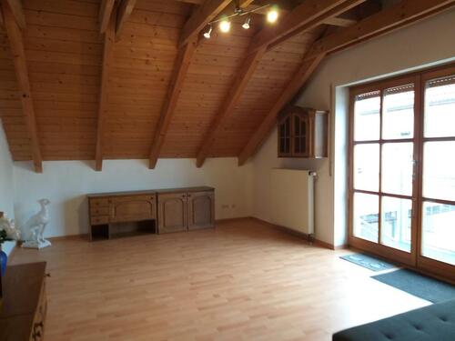 Foto - Dachgeschoßwohnung in Schwandorf zur Miete