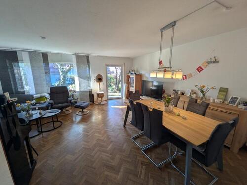 Foto - Doppelhaushälfte Rottendorf - 1.350,00&nbsp;EUR Kaltmiete, ca.&nbsp; 120,00&nbsp;m&sup2;