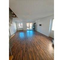 4,5 Zimmer Maisonette Wohnung 100m2 4,5 Zimmer Maisonette Wohnung 100m2