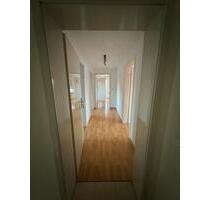 Helle 3-Zimmer-Wohnung in Ostfildern Nellingen Endhaltestelle - Stuttgart