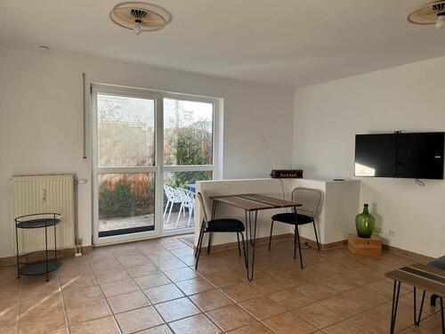 Foto - Traumhafte möblierte 2,5 Zi Maisonette Wohnung mit Garten