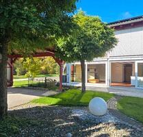 Ruhiges und großzügig 4.5 Zimmer Haus mit Terasse und Carport - Leutkirch im Allgäu