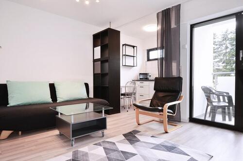 Foto - 1 Zimmer Apartment, vollmöbliert, mit KoNi, Diele, Bad, Loggia