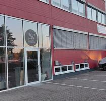 Ab 126: 430 m² Gewerbefläche in exponierter, werbewirksamer Lage - Braunschweig Broitzem