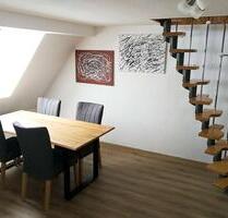 Ruhige 1,5-Zimmer-DG-Wohnung mit EBK, Garten | Vogelviertel - Neubrandenburg Datzeberg