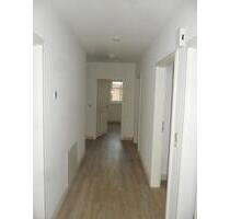 Zentrale Wohnung in Aukrug mit Carport etc.